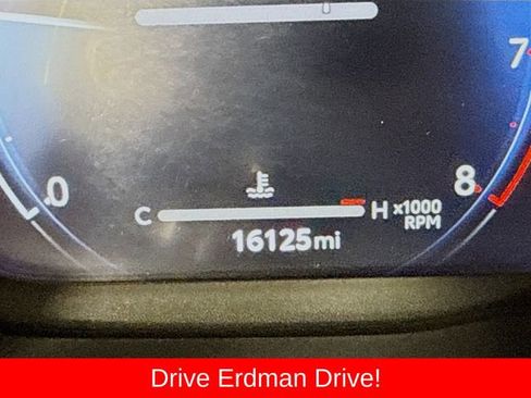 Used 2024 Toyota RAV4 Limited FWD image 33