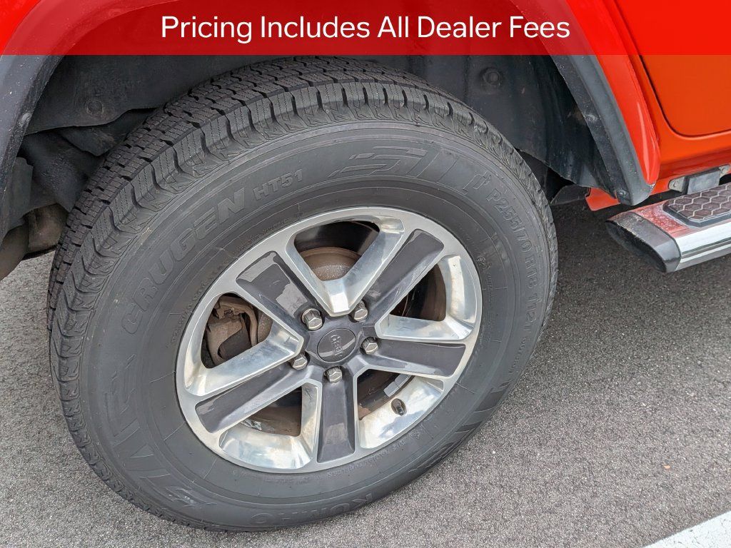 Used 2019 Jeep Wrangler Unlimited Sahara AWD/4WD image 7