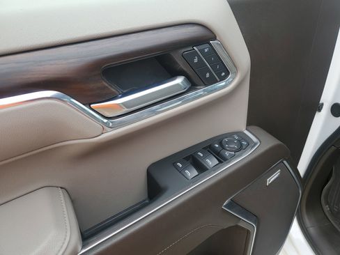 Used 2024 GMC Sierra 1500 SLT w/ SLT Premium Plus Package image 30