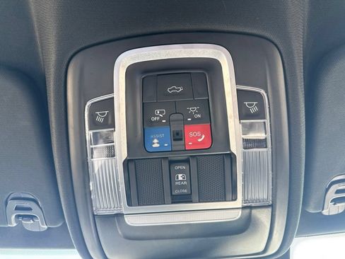 Used 2023 RAM 1500 Laramie AWD/4WD image 63