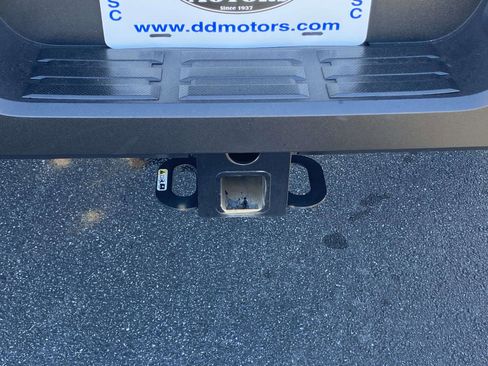 Used 2024 Toyota Tacoma TRD Sport image 10