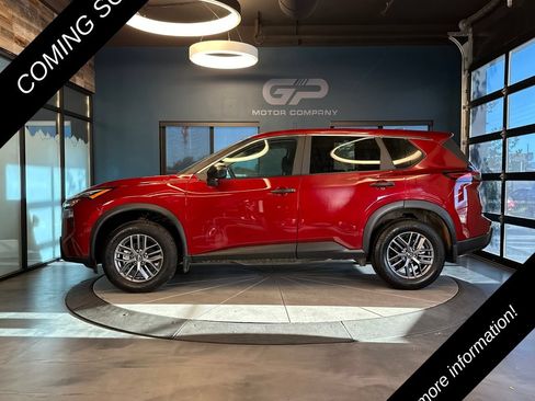 Used 2026 Nissan Rogue S AWD/4WD image 6