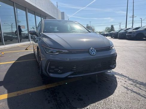 New 2026 Volkswagen GTI SE FWD image 8