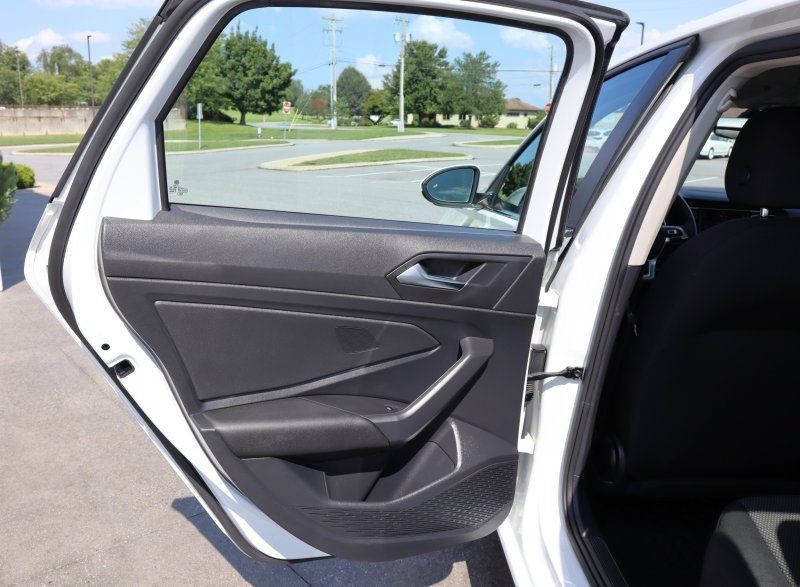 Used 2021 Volkswagen Jetta S FWD image 16