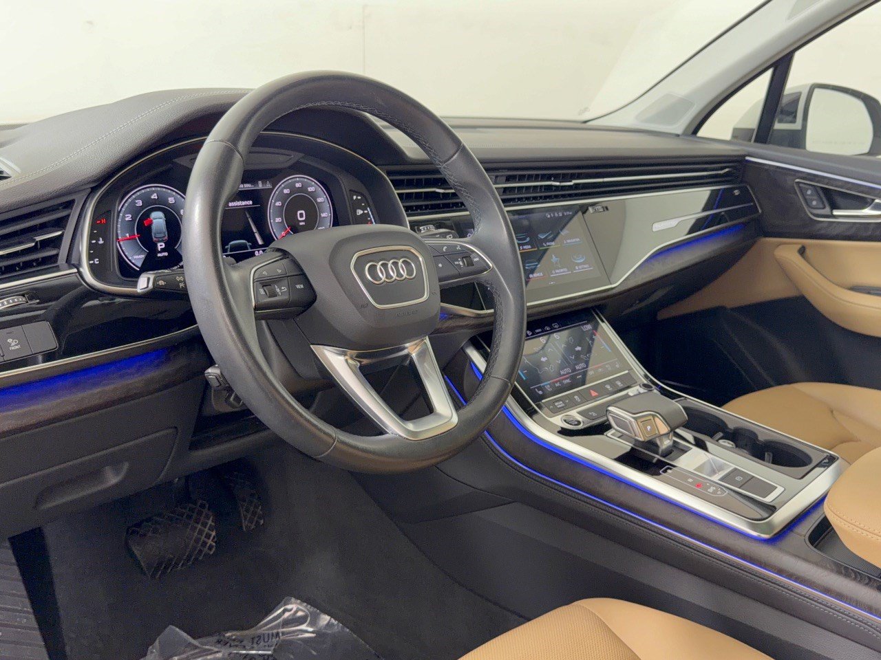 Used 2023 Audi Q7 2.0T Premium Plus w/ Premium Plus Package AWD/4WD image 4