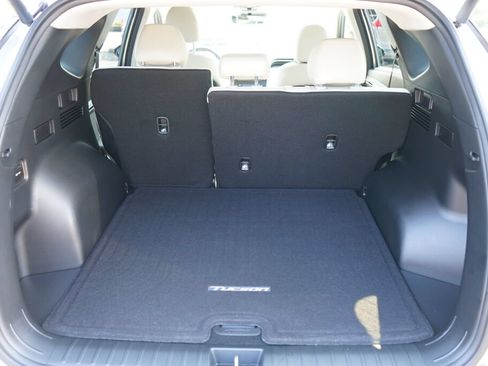 Certified 2023 Hyundai Tucson SEL w/ Convenience Package AWD/4WD image 11