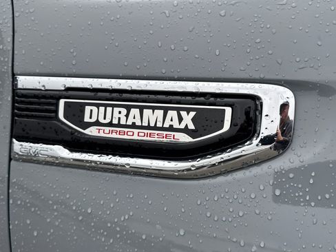 Used 2024 GMC Sierra 1500 Denali AWD/4WD image 10