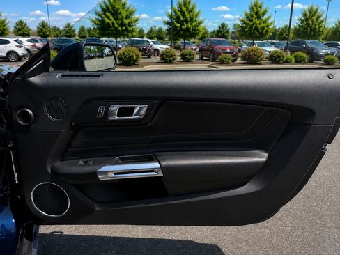 Used 2021 Ford Mustang GT Premium w/ Equipment Group 401A RWD image 28