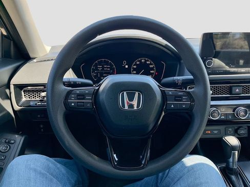 Used 2024 Honda Civic LX image 11