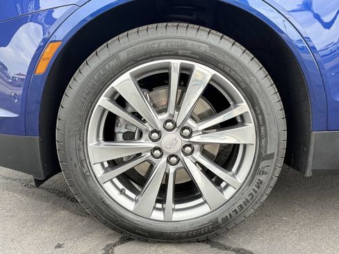 Certified 2023 Cadillac XT5 Premium Luxury w/ Technology Package FWD image 11
