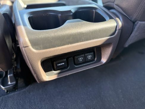 Used 2018 Honda Odyssey EX-L image 19