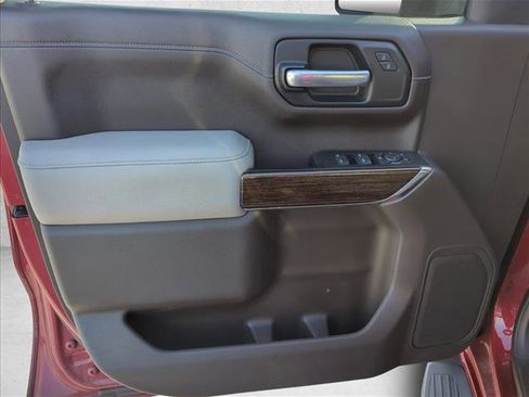 Used 2021 GMC Sierra 1500 SLE w/ Preferred Package image 7