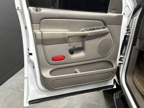 Used 2005 Dodge Ram 1500 Truck SLT RWD image 13