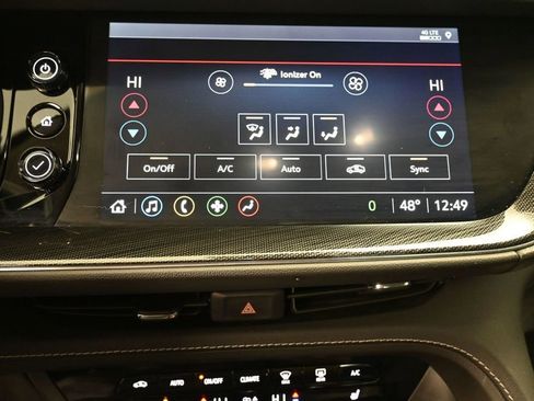 Used 2021 Buick Envision Essence w/ Sport Touring Package AWD/4WD image 36