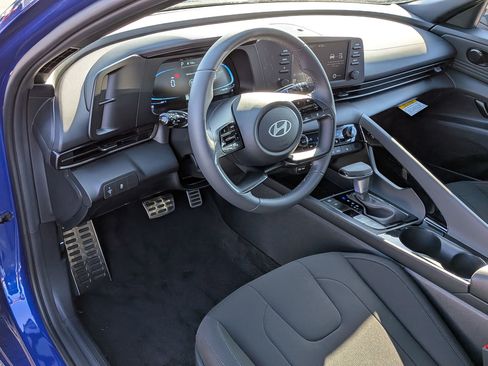 New 2026 Hyundai Elantra SEL Sport Premium FWD image 8