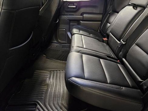 Used 2023 Chevrolet Silverado 1500 Custom Trail Boss AWD/4WD image 15
