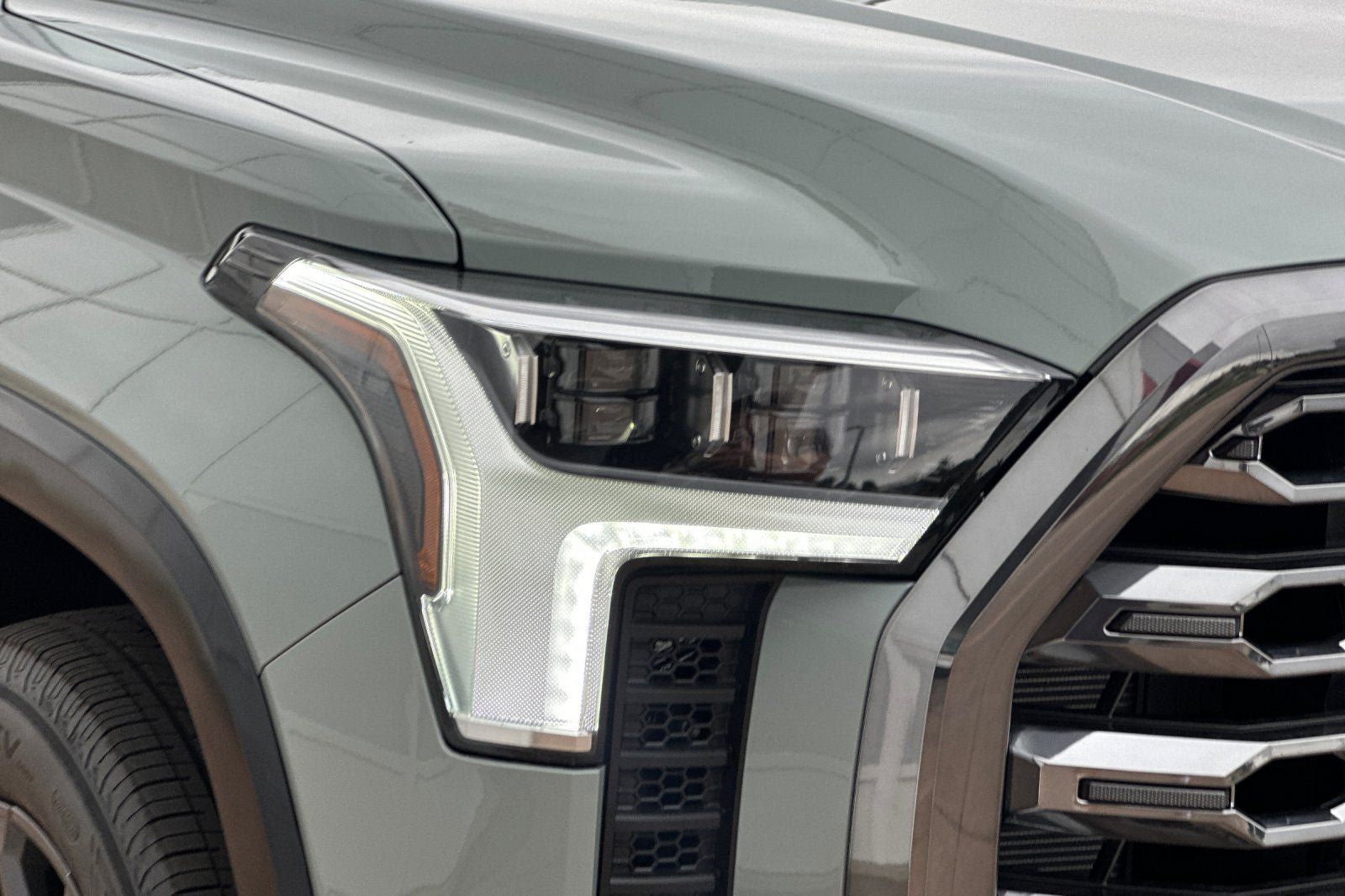 New 2026 Toyota Tundra Platinum AWD/4WD image 31