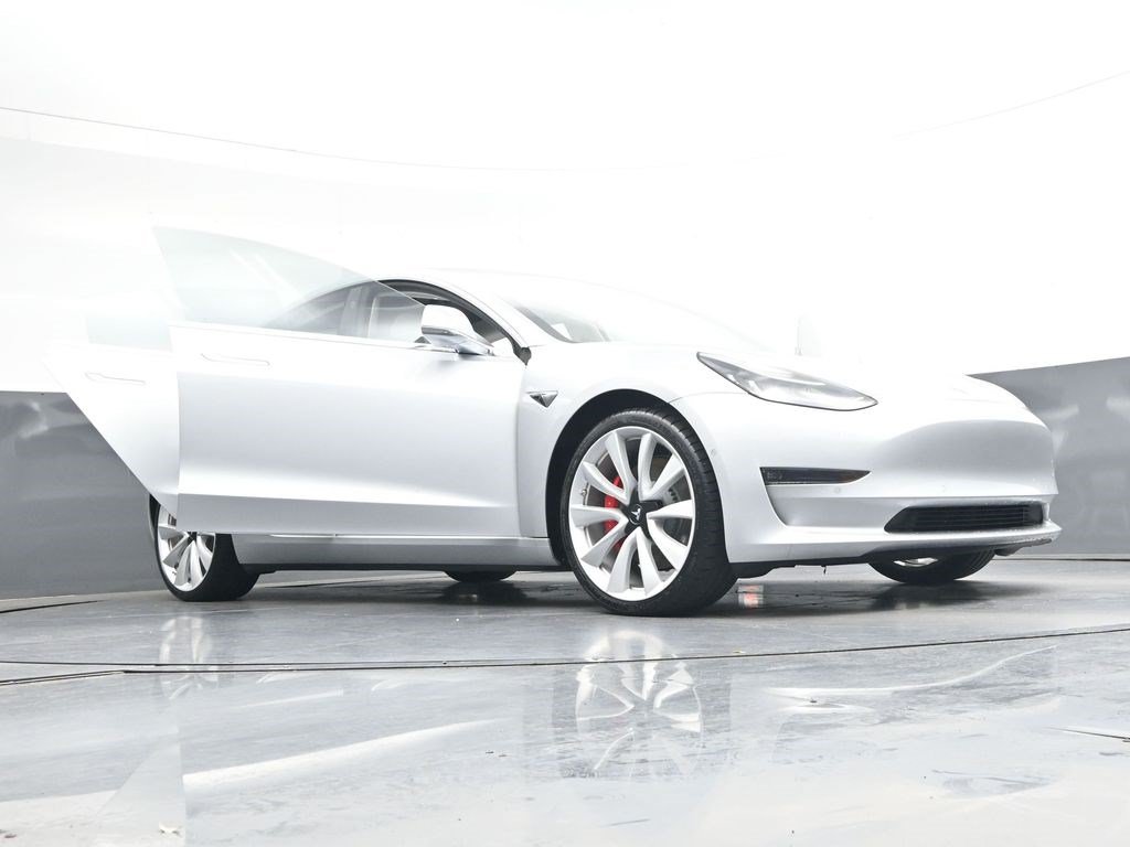 Used 2018 Tesla Model 3 Performance AWD/4WD image 38
