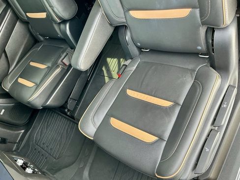 Used 2021 GMC Yukon XL AT4 w/ AT4 Premium Package image 35