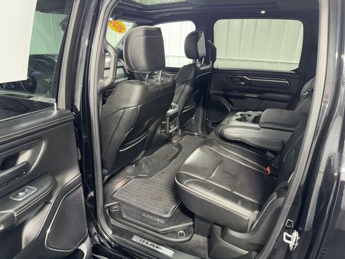 Used 2020 RAM 1500 Limited w/ Body Color Bumper Group image 19