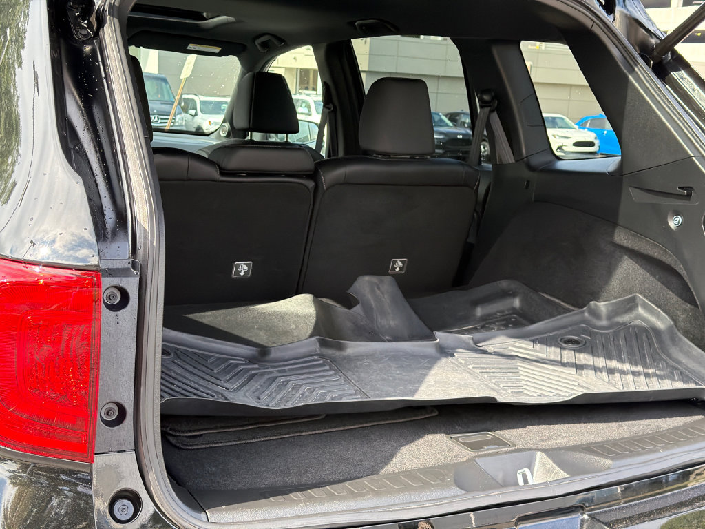 Used 2023 Honda Passport EX-L image 8