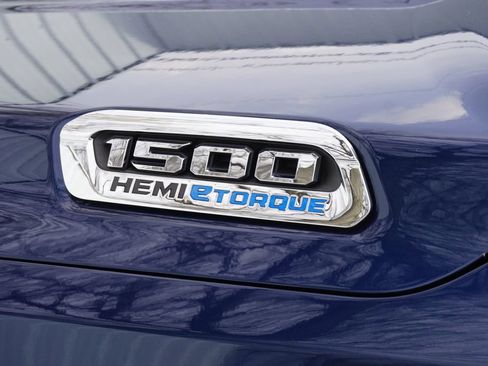 Used 2021 RAM 1500 Big Horn AWD/4WD image 11