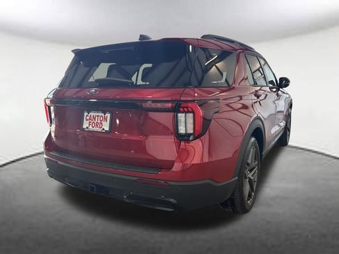 New 2026 Ford Explorer ST-Line w/ ST-Line Street Pack image 5