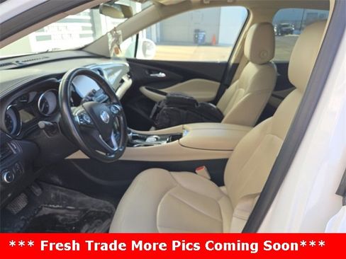 Used 2017 Buick Envision Essence image 4