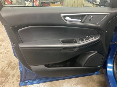 Used 2023 Ford Edge SEL w/ Convenience Package AWD/4WD image 5