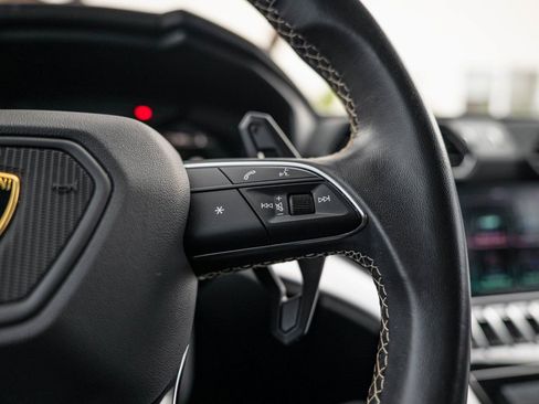 Used 2024 Lamborghini Urus S image 12