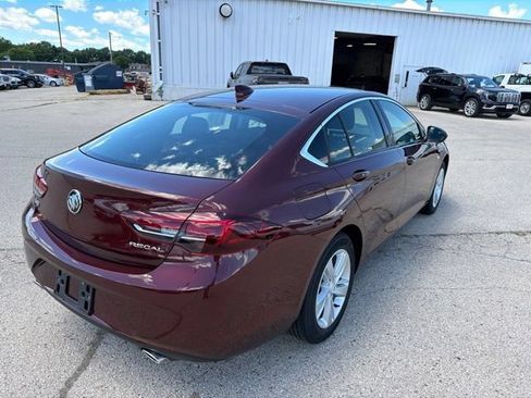 Used 2019 Buick Regal Preferred FWD image 5