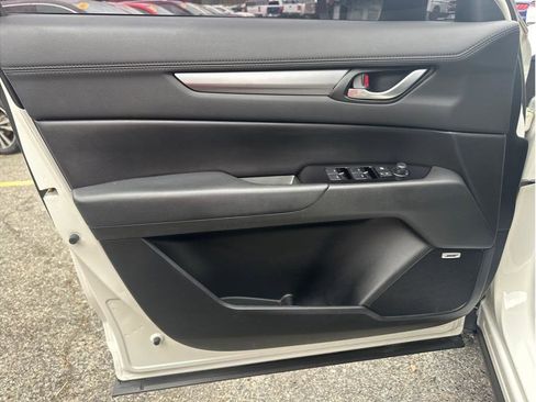 Used 2019 MAZDA CX-5 Touring image 11