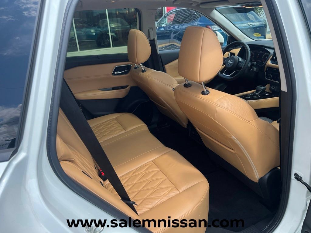 Used 2023 Nissan Rogue Platinum w/ Platinum Premium Package AWD/4WD image 23