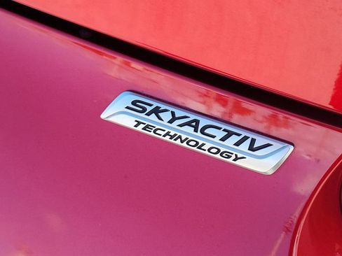 Used 2016 MAZDA MX-5 Miata Club image 8