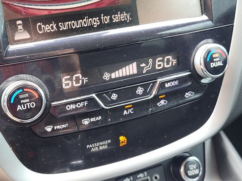 Used 2021 Nissan Murano SL w/ SL Moonroof Package AWD/4WD image 26