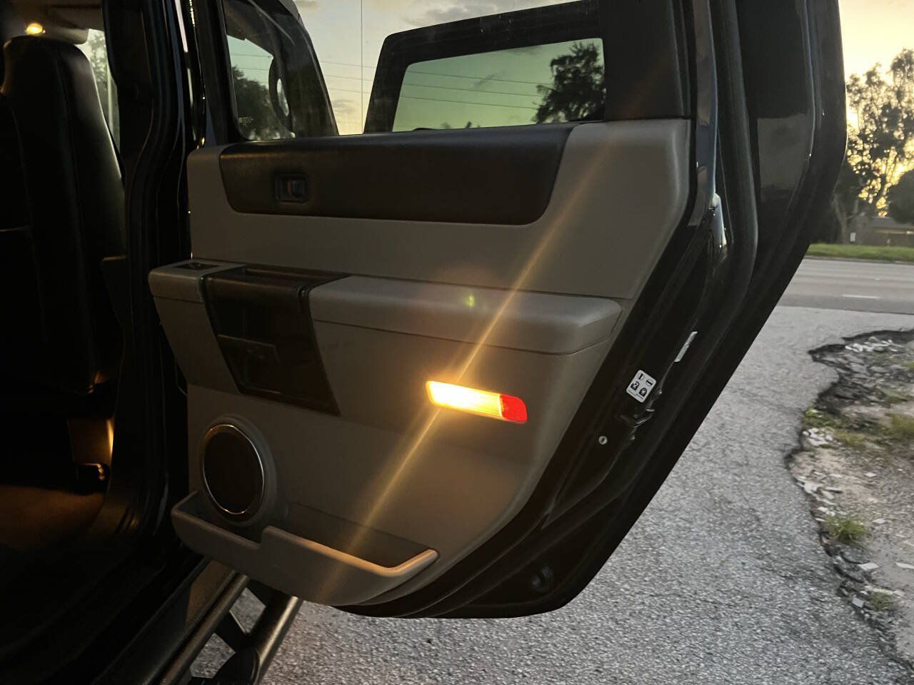 Used 2006 HUMMER H2 SUT AWD/4WD image 18