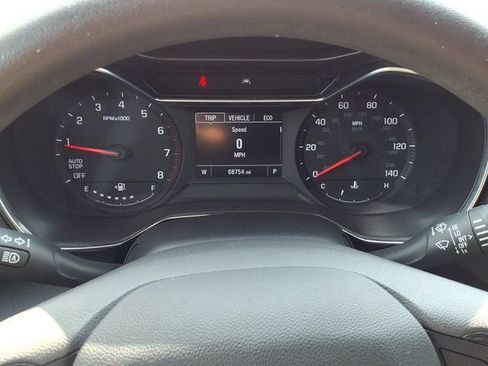 Used 2022 Chevrolet TrailBlazer LT w/ LPO, Blackout Package FWD image 19