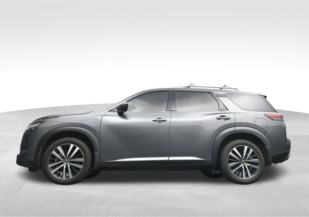 Used 2025 Nissan Pathfinder Platinum AWD/4WD image 46