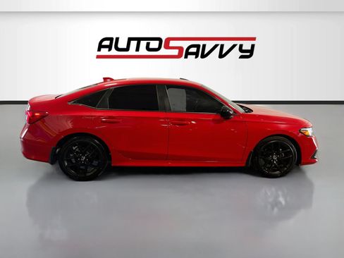 Used 2024 Honda Civic Sport image 8