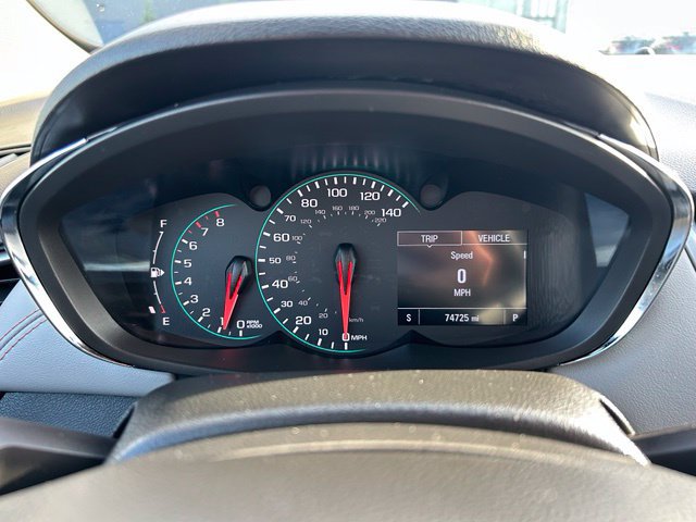 Used 2022 Chevrolet Trax LT w/ LT Convenience Package AWD/4WD image 12