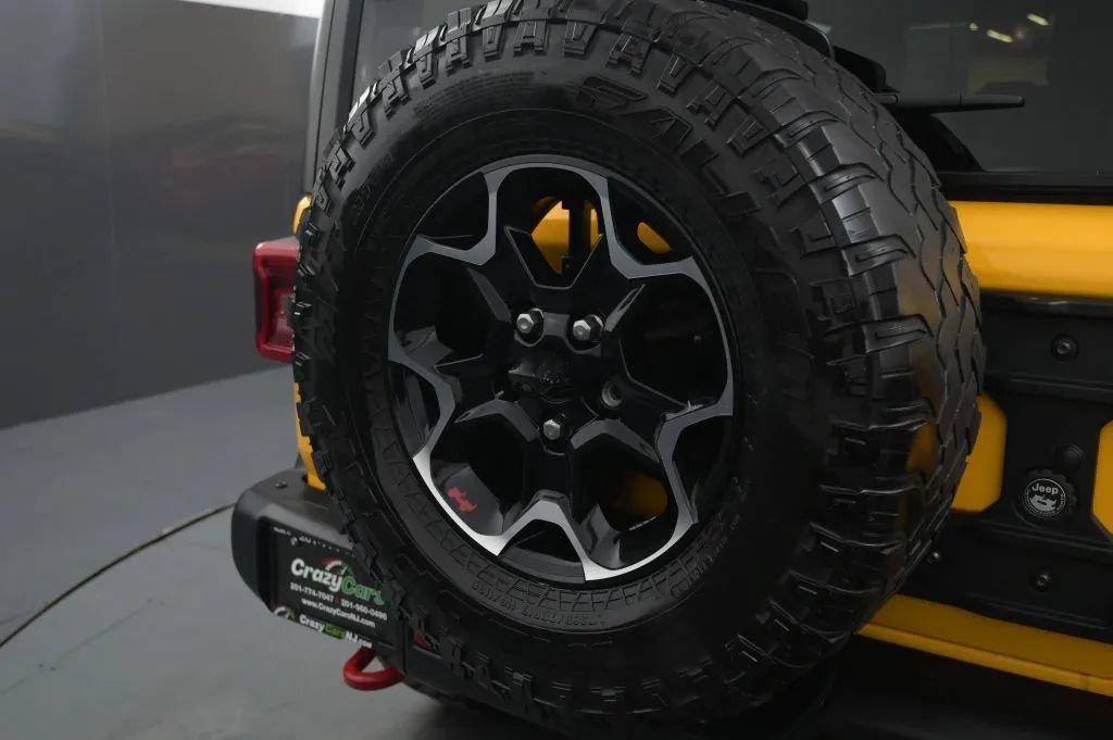 Used 2020 Jeep Wrangler Unlimited Rubicon w/ Quick Order Package 28Y Recon AWD/4WD image 17