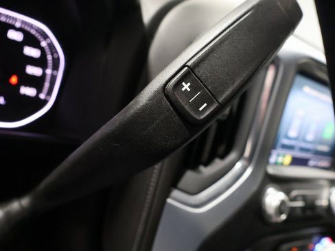 Used 2022 GMC Sierra 1500 Elevation image 43