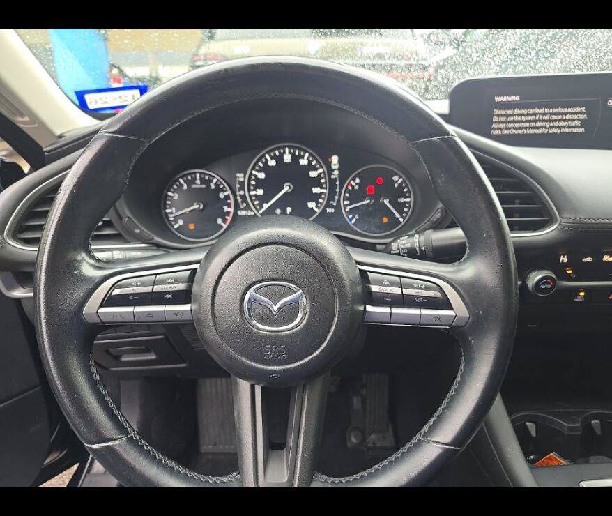 Used 2021 MAZDA MAZDA3 s FWD image 4