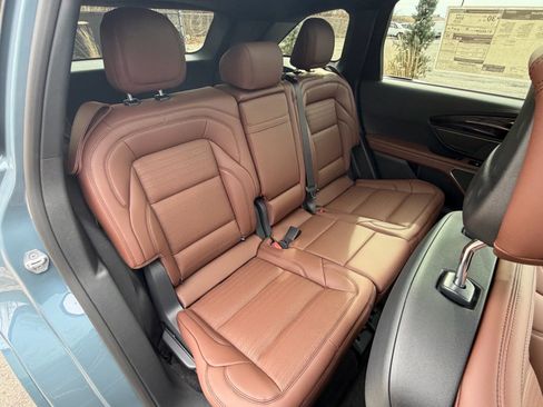 New 2026 Lincoln Nautilus Reserve image 15