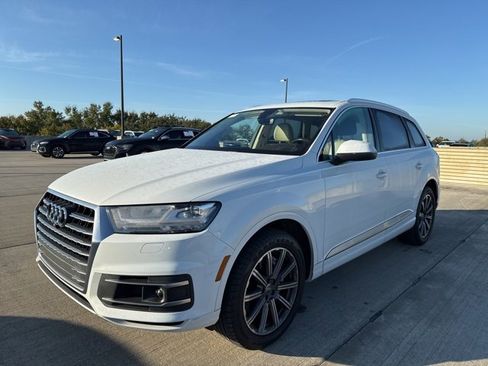 Used 2017 Audi Q7 3.0T Premium Plus image 7