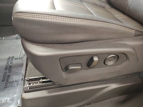 New 2026 Chevrolet Suburban High Country image 29