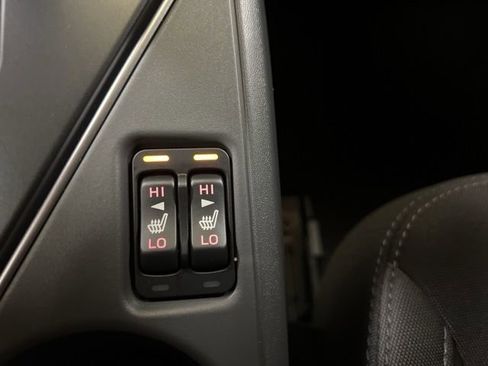 Certified 2025 Subaru Crosstrek 2.0i Premium image 28