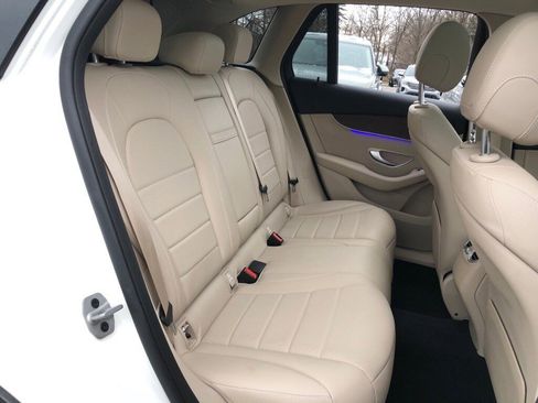 Used 2022 Mercedes-Benz GLC 300 4MATIC image 36