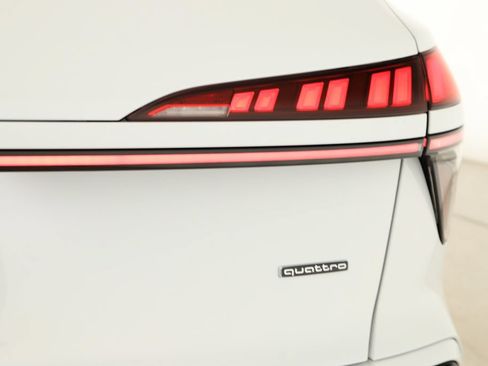 New 2026 Audi Q3 quattro 2.0T AWD/4WD image 34