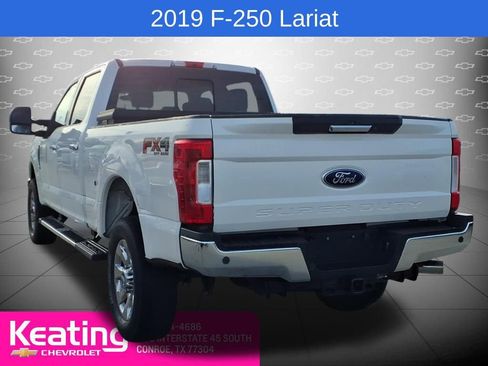 Used 2019 Ford F250 Lariat w/ Chrome Package image 2